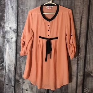 XL peach colored maternity 3/4 sleeve blouse